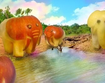Очаровательные скульптуры животных из фруктов и овощей